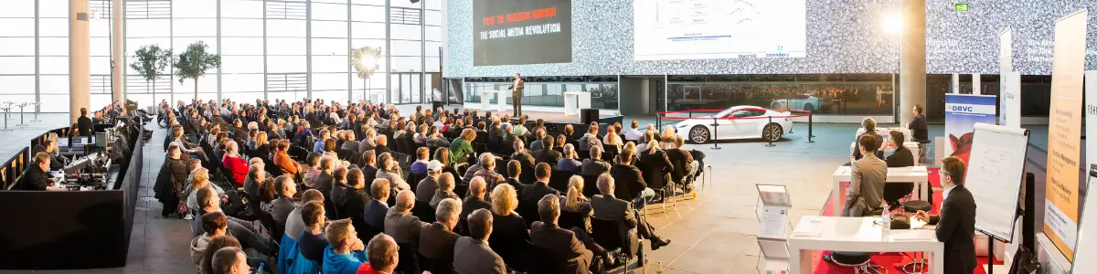 Publikum bei einer Firmenveranstaltung von spicy concepts